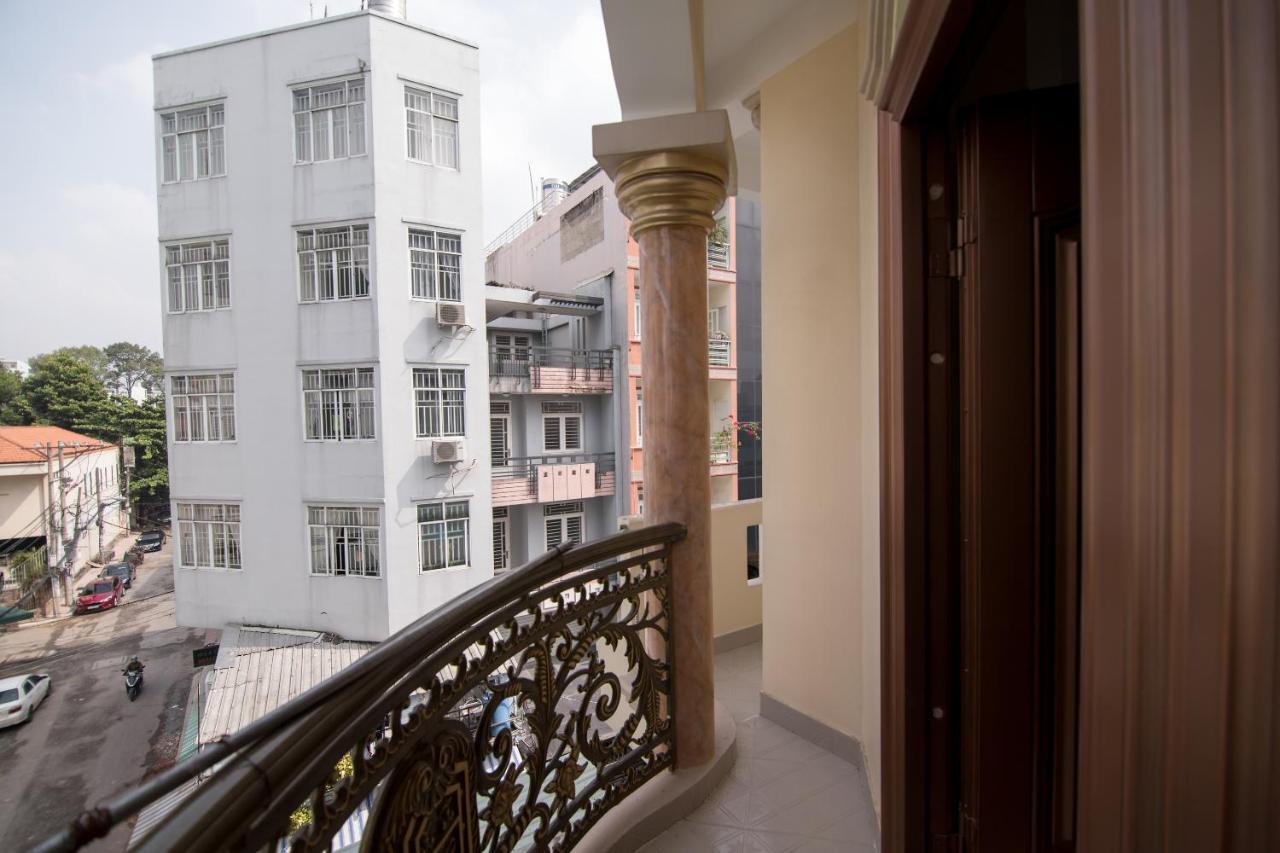 Phuc Duc Hotel - Center District 1 Хошимин Экстерьер фото