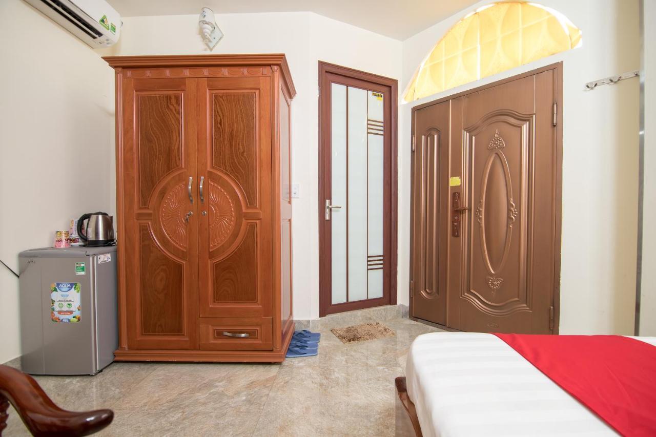 Phuc Duc Hotel - Center District 1 Хошимин Экстерьер фото