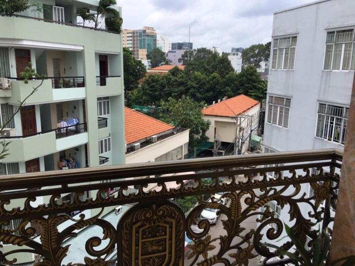 Phuc Duc Hotel - Center District 1 Хошимин Экстерьер фото